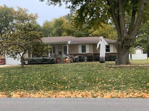 1914 S Link Avenue, Springfield, MO 65804