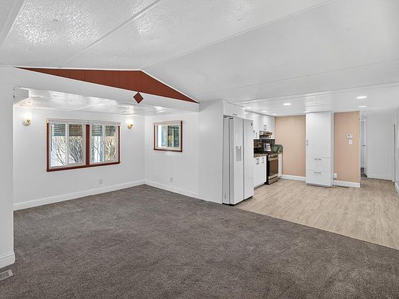 4th image of 104 Wilderness Rd