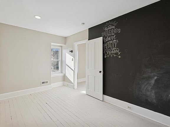 5th image of 334 1st Ave