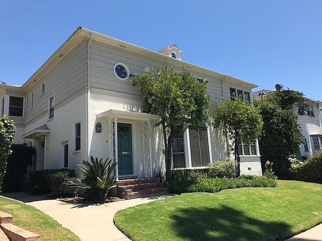 1st image of 1017 W Glenoaks Blvd