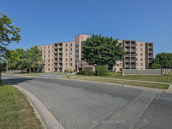 3rd image of 17 Eldon Hall Pl #414