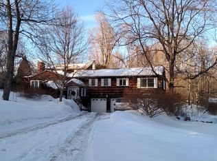 228 Skyline Dr, Highland Mills, NY 10930