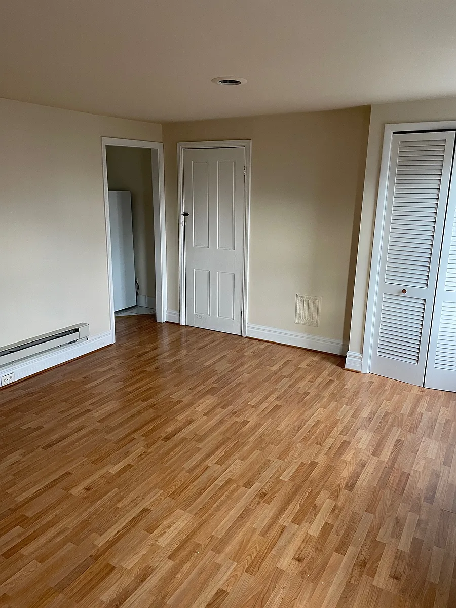 Building Photo - 2307 Brown St #3