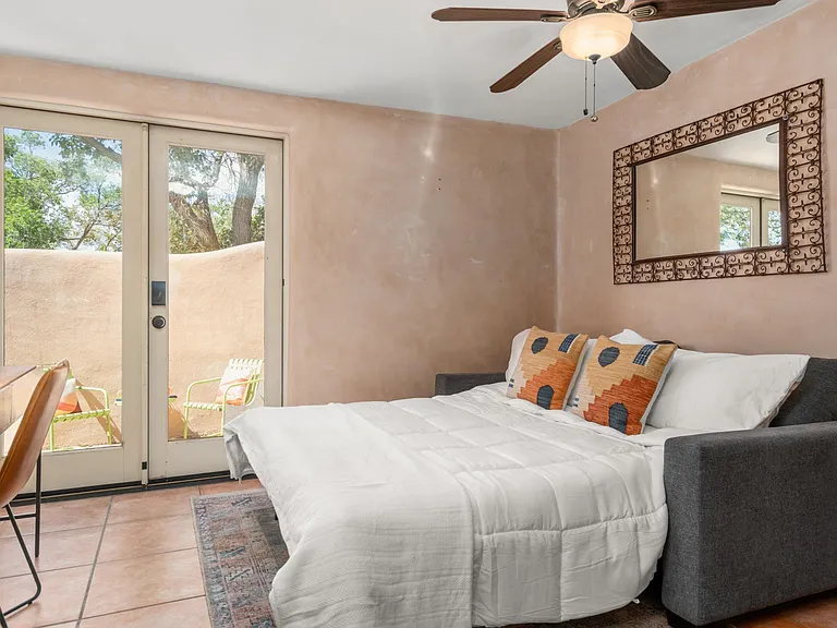 907 One Agua Fria Street 1/2 #2 — Photo 17