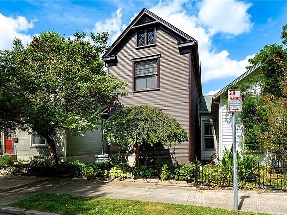 3rd image of 249 Park Dr