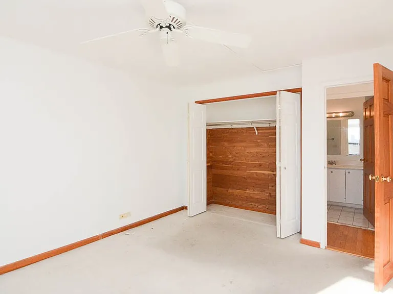 5100 N Marine Dr #J11 — Photo 16