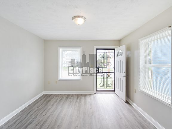 3rd image of 4610 E 16th St