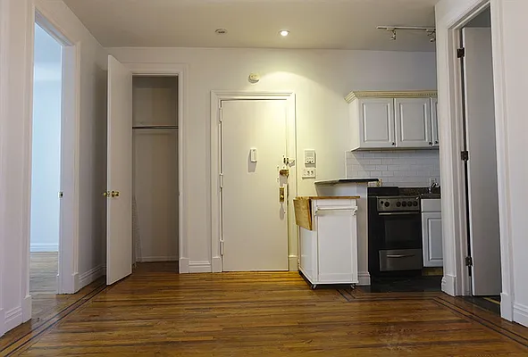 Rented by Citi Habitats | media 15