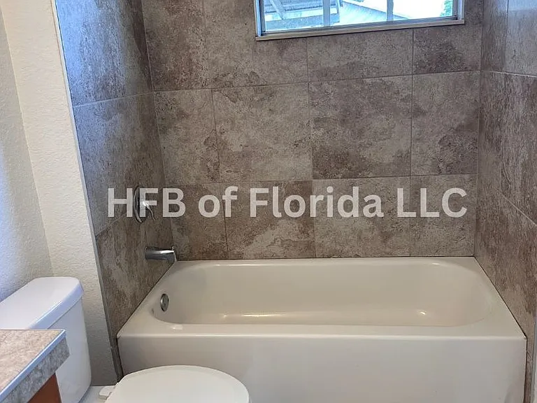 655 Old Dixie Hwy — Photo 16