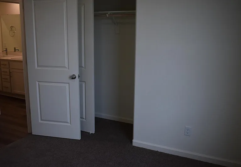 4554 Iris Ct — Photo 32