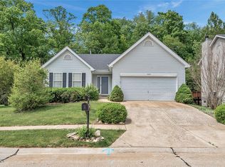 1045 Big Sky Dr, Fenton, MO
