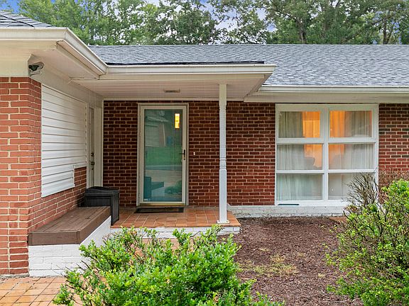 5th image of 3304 Haywood Ave