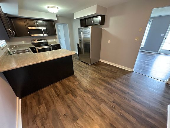 5th image of 7213 Lamont Dr