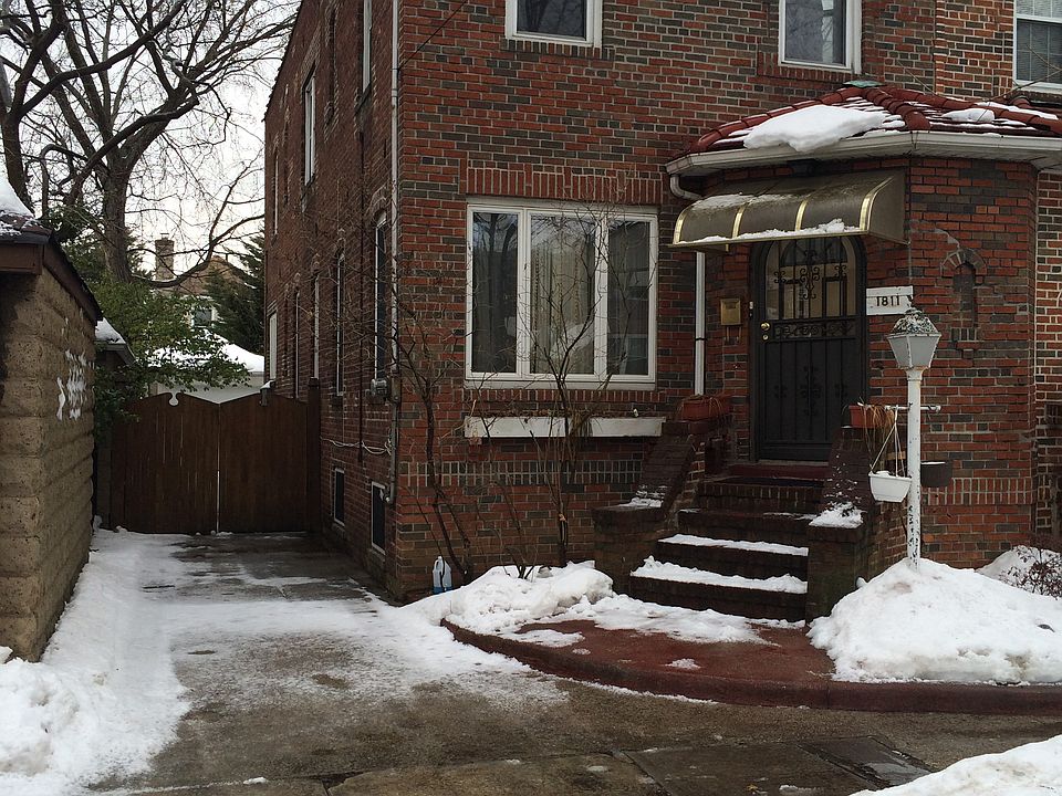 1st image of 1811 Burnett St