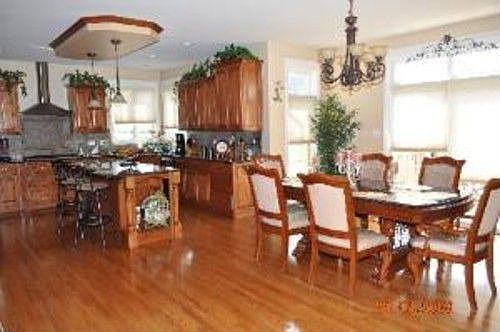 4th image of 10845 Scarlet Dr