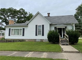 514 Douglas St, Paris, IL 61944
