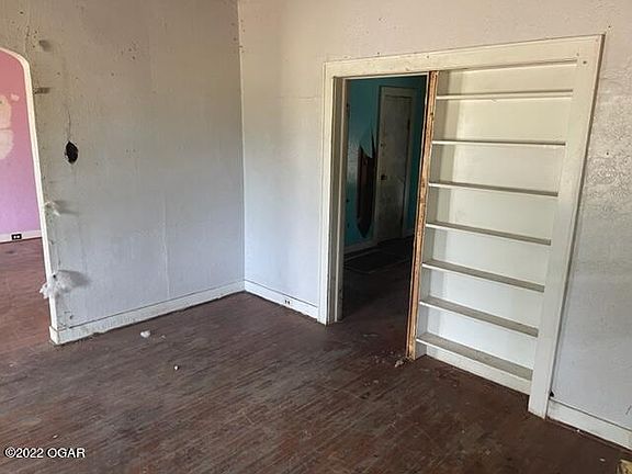 5th image of 5002 W 26th St