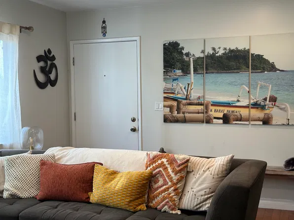 915 Arizona Ave APT 7, Santa Monica, CA 90401