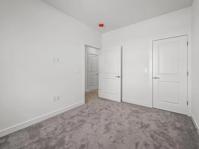 1st floor bedroom with on suite bath