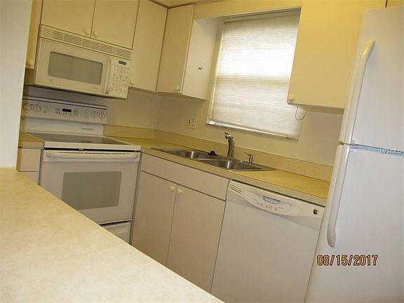 4th image of 200 Saint Andrews Blvd APT 2705