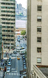 Rented by R New York