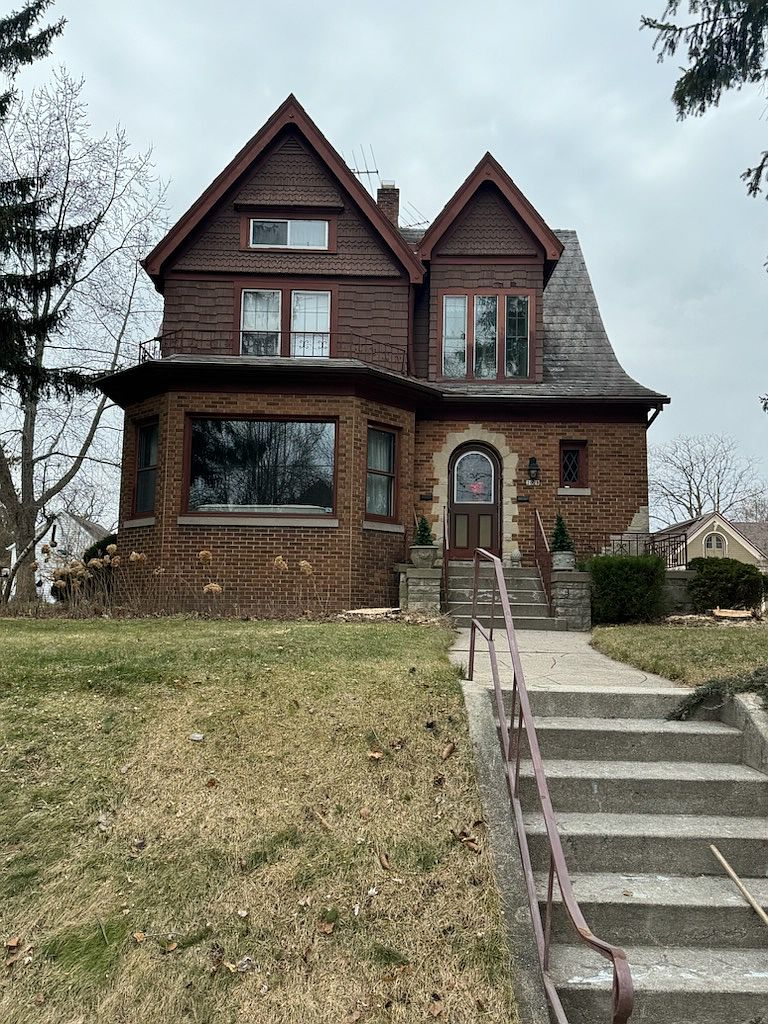 2028 N 7th St, Sheboygan, WI 53081 | Zillow