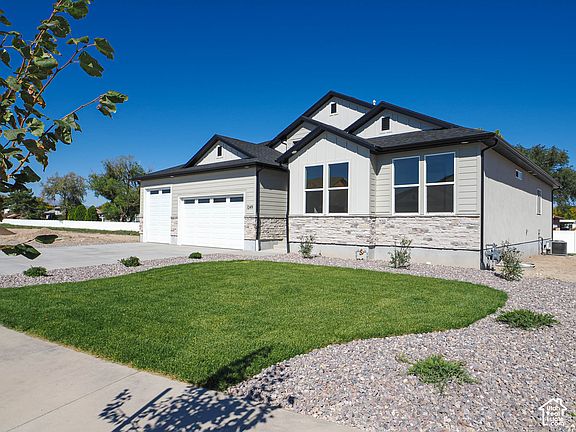 3rd image of 1332 W Maple Barn Ln S #101