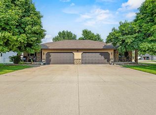3610 N Terri Ln, Appleton, WI 54914