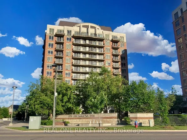 2391 Central Park Dr #1109, Oakville, ON L6H 0E4