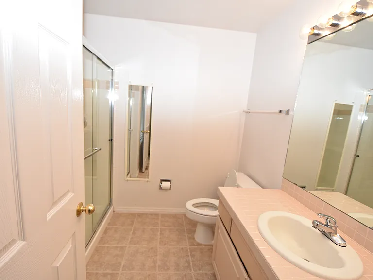 5222 Pinehurst Dr — Photo 15