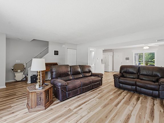 4th image of 2938 Archer Dr #14