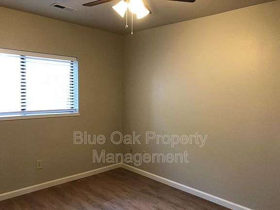 5th image of 2805 Morseman Ave #3