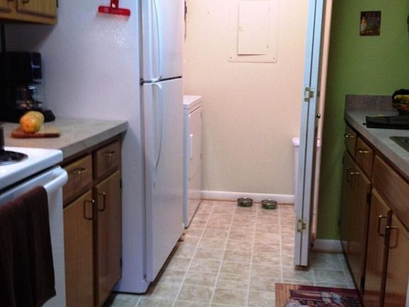 2nd image of 205 Rotunda Cir