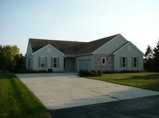 269 Pheasant Ln, West Bend, WI 53090