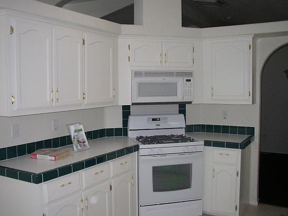 2nd image of 56 Oakwood Dr