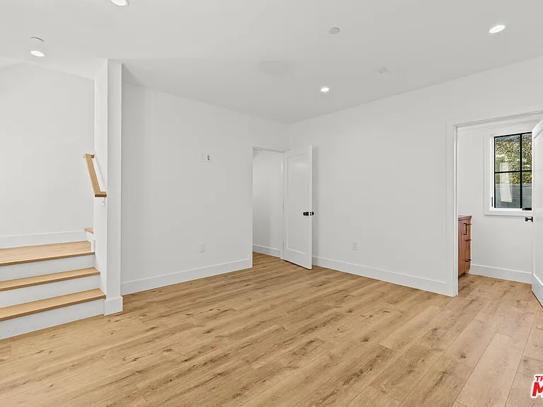 5538 Tova Rd — Photo 15