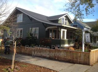 311 B St, Ashland, OR 97520