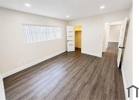 5550 Denny Ave #102 — Photo 11