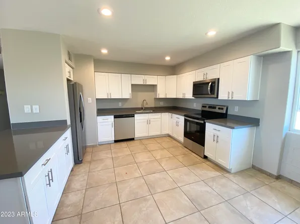 5509 N 64TH Avenue, Glendale, AZ 85301