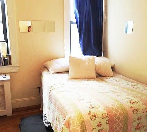 5th image of 125 E 90th St APT 4B