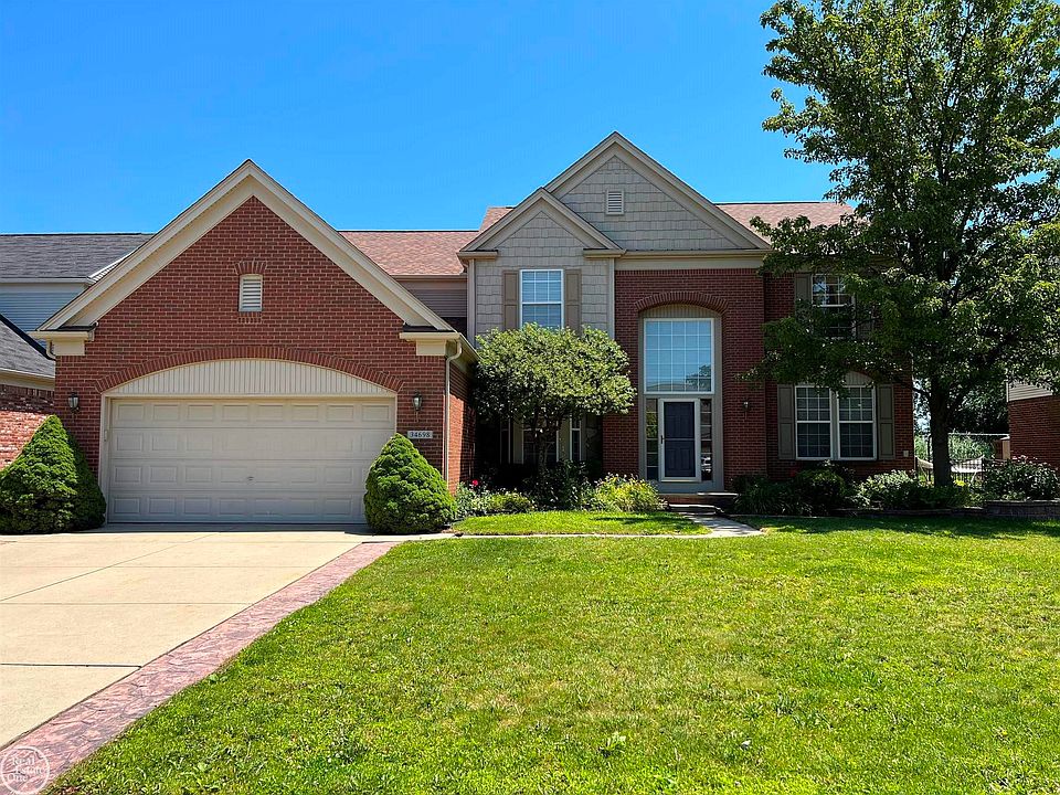 1st image of 34698 Giannetti Dr