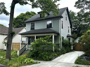 120 Oakland St, Rochester, NY 14620
