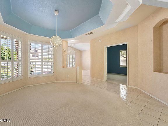 3rd image of 3301 E BEHREND Drive