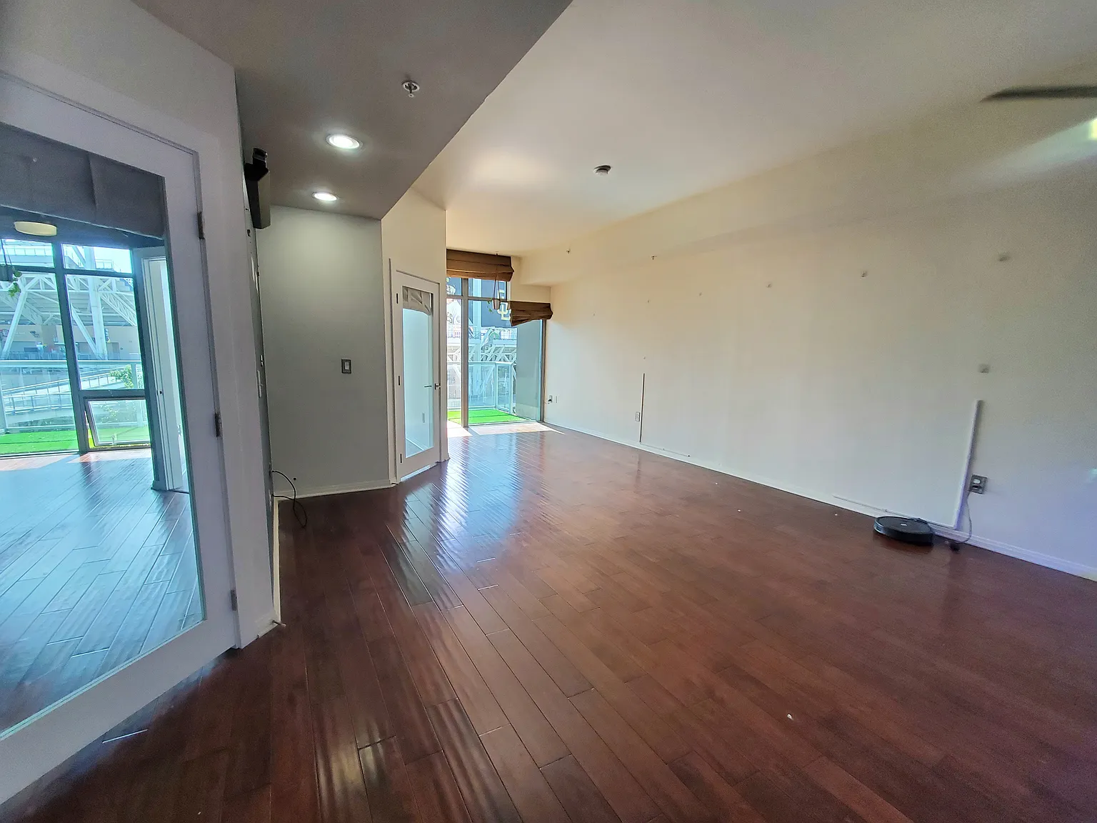 2 bed, 1065 sqft, $3,345 — Photo 3