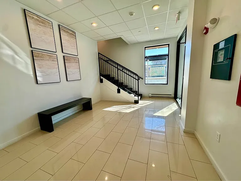 1301 Blue Hill Ave #402 — Photo 18