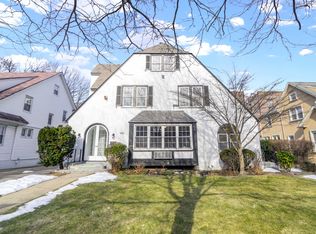106 81st Ave, Kew Gardens, NY 11415