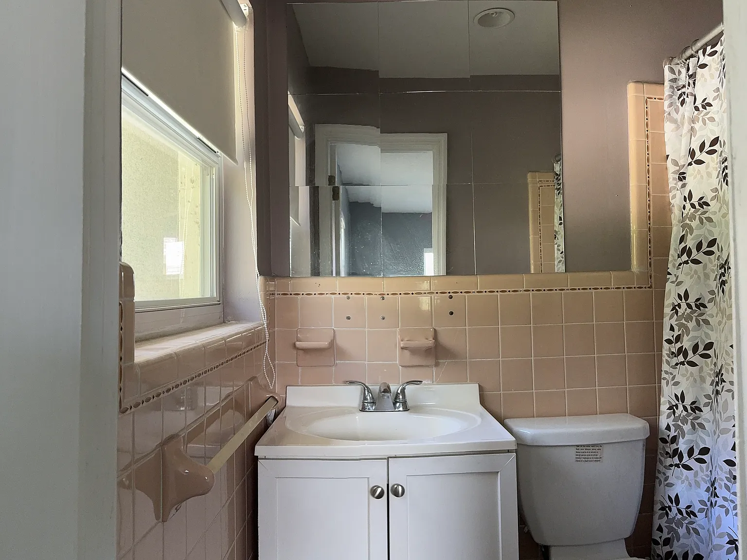 3 bed, 1835 sqft, $3,000 — Photo 4