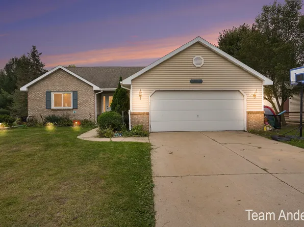 5250 Mulligan Dr SW, Wyoming, MI 49509