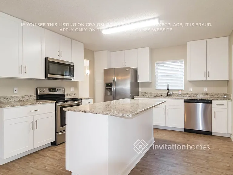 10812 Scepter Dr — Photo 7