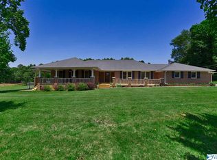 128 Red Oak Rd, Somerville, AL 35670